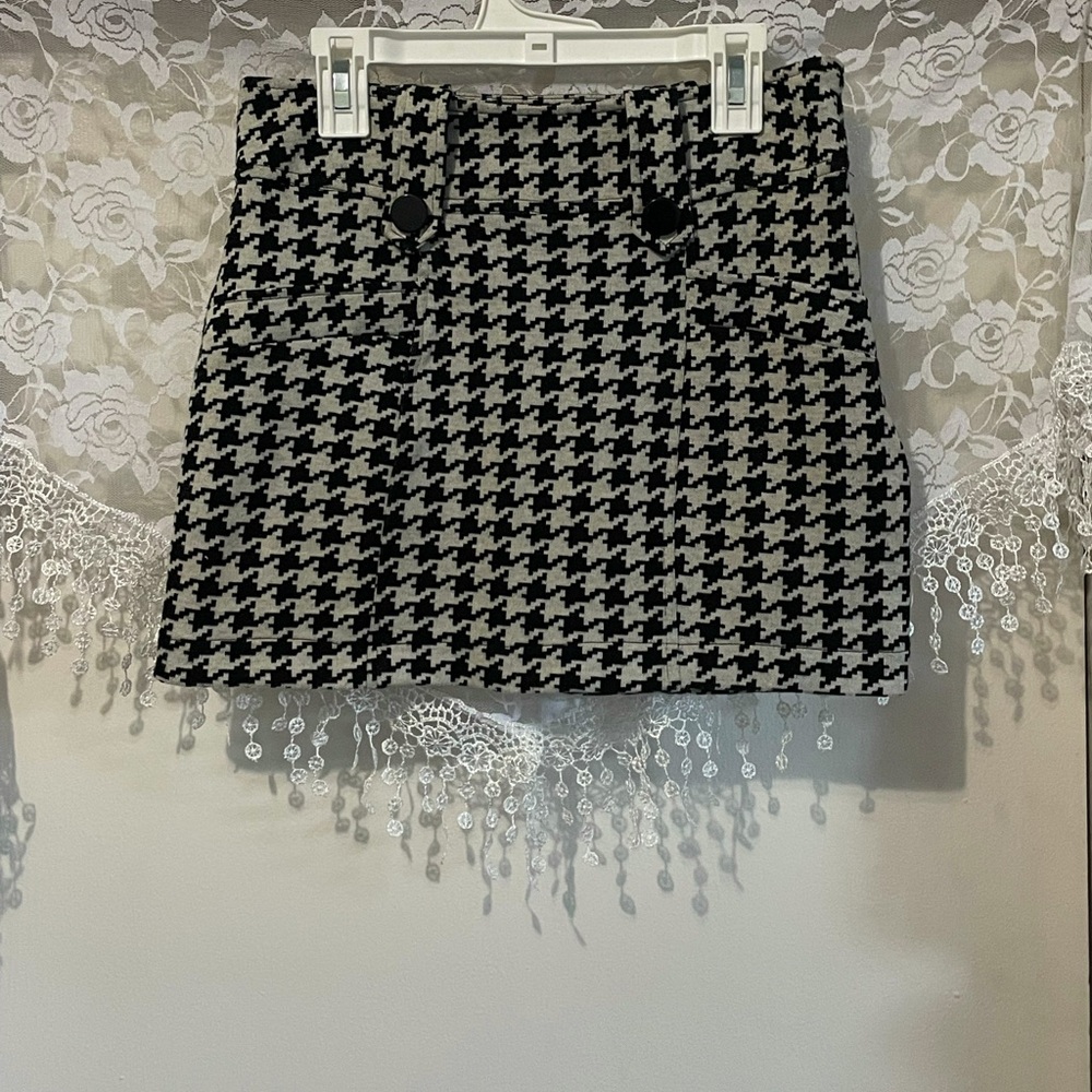 Knit Houndstooth Mini Skirt